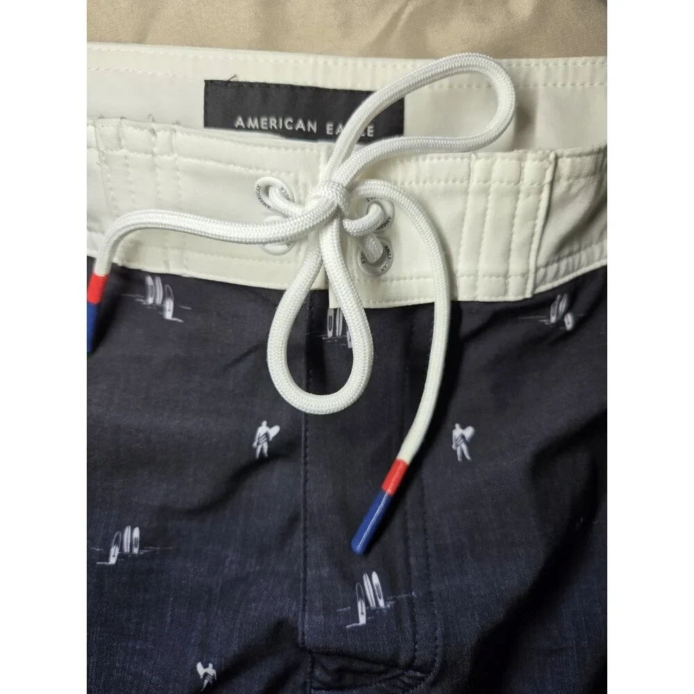 American Eagle Surfer-Print Blue Ombre M 33